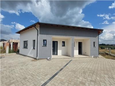 Casa tip duplex in Lisaura-Ipotesti