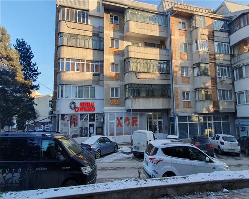 Spatiu comercial ultracentral de inchiriat, 40 mp